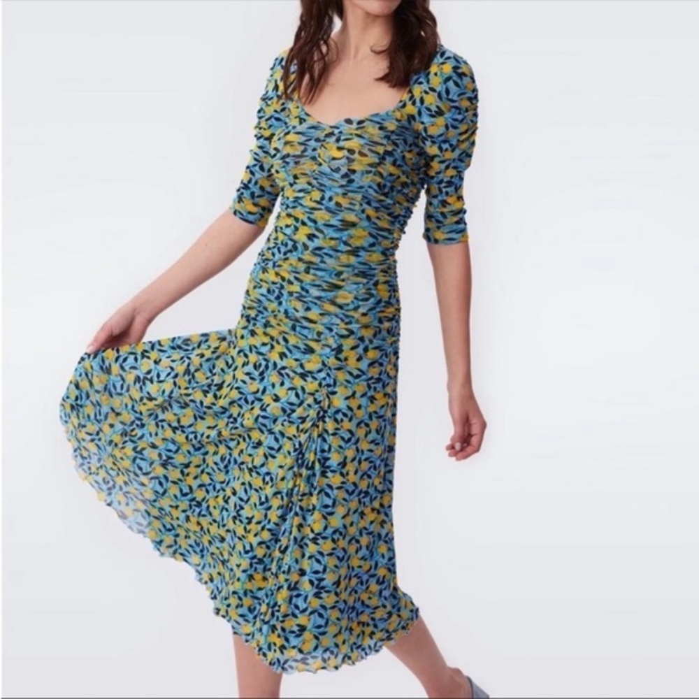DIANE VON FURSTENBERG Dacey Nectarine print ruched dress